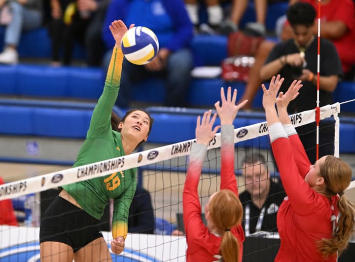 Mater Dei 3, Mira Costa 0 2023 girls vball SS D1 championship by Heston Quan 11-04-2023110420232 (1)